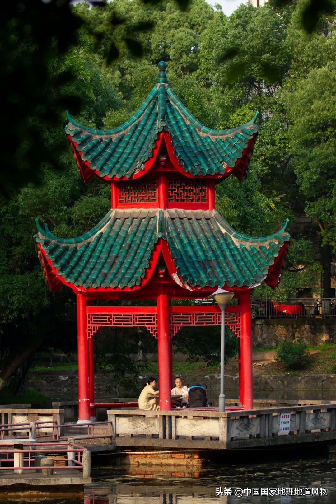 中南财经大学和中南大学法学对比,中南大学哪个系最强