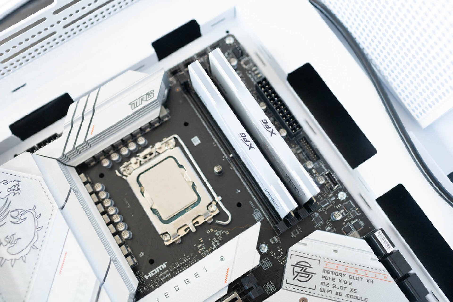 迎接兔年，2023装一台没有遗憾的纯白主机