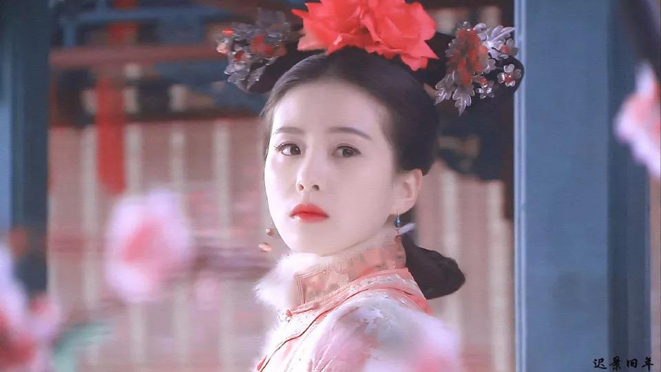 刘亦菲宋轶蓝色礼服,刘亦菲和宋轶谁更美