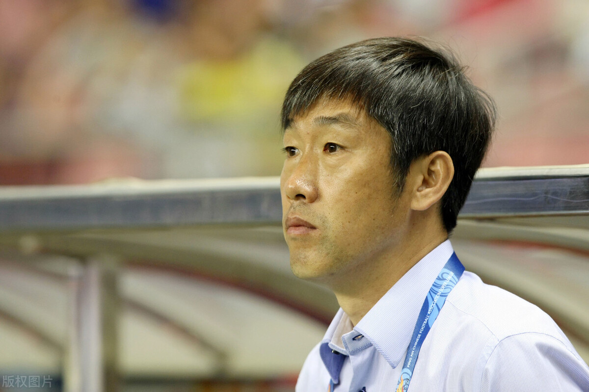 你虽很坏我仍很爱，写写万人唾弃的中国男足