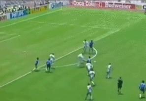 盘点足坛红牌名场面,盘点足坛三巨头搞笑场面