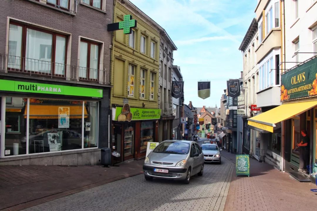 开车去欧洲第25集：同性婚姻、安乐死合法的西欧小国，了解一下？