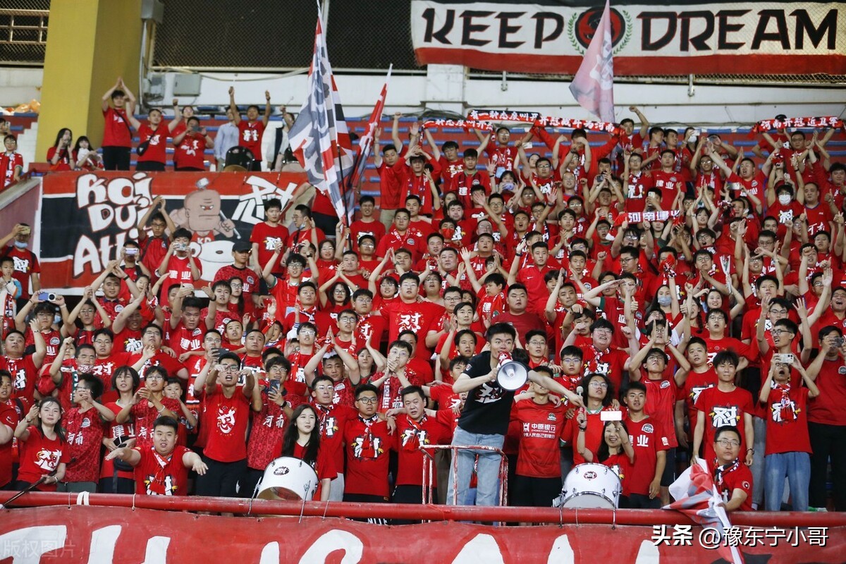 中超第一支开局四连败成功保级,中超河南建业队经典反击