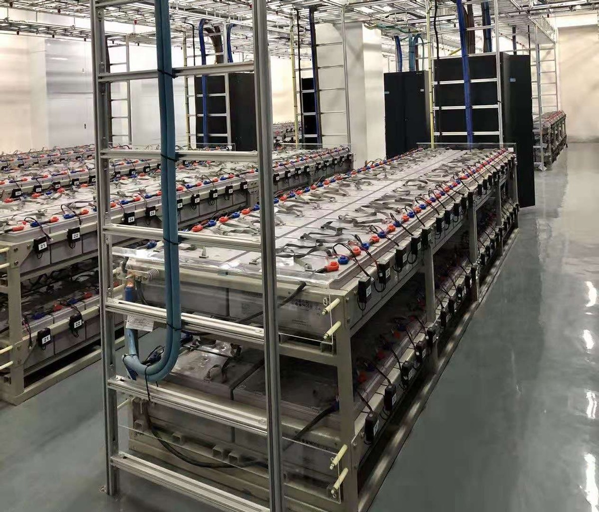 单晶硅太阳能电池的结构简图,太阳能电池结构图画法