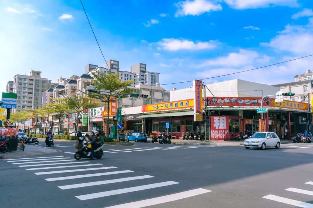 25岁35岁女生最好的投资是自己,30岁至40岁女人怎么样投资自己