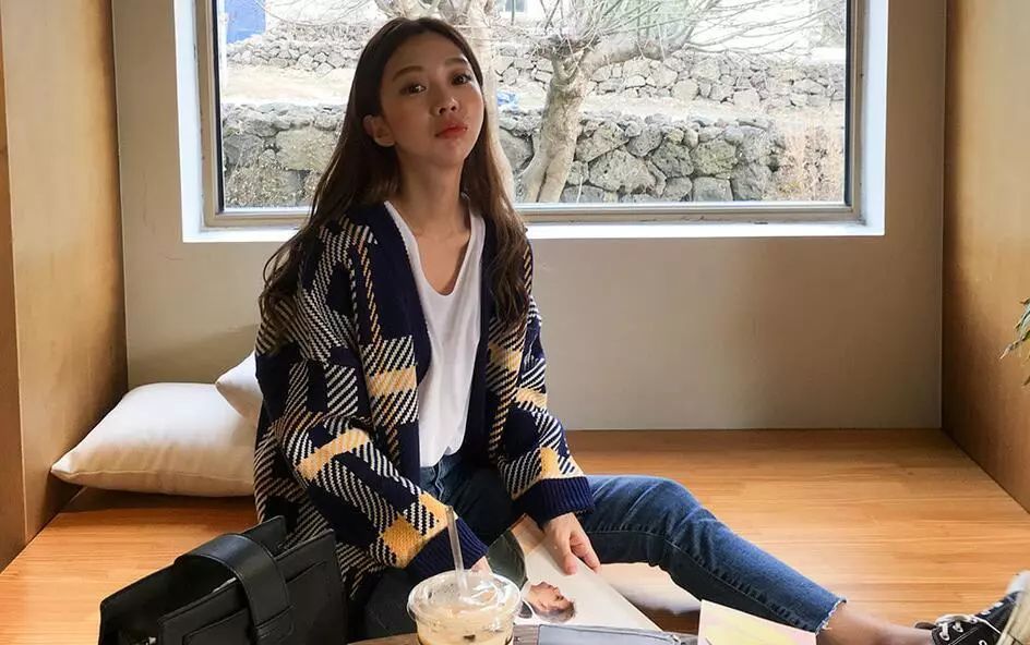 我温州姑娘，在韩国卖化妆品多年，回头客非常多，靠的是真心实意