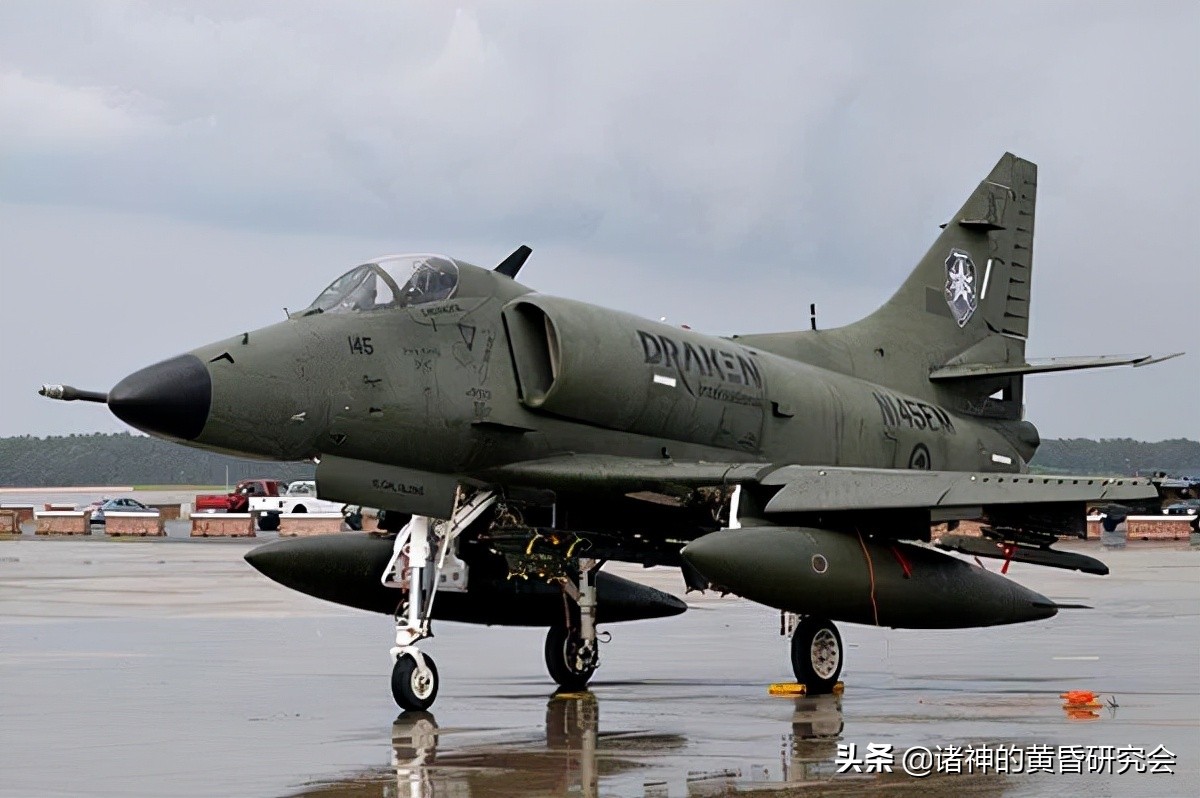 “变色龙”中队的故事-美国海军TOPGUN的前世今生