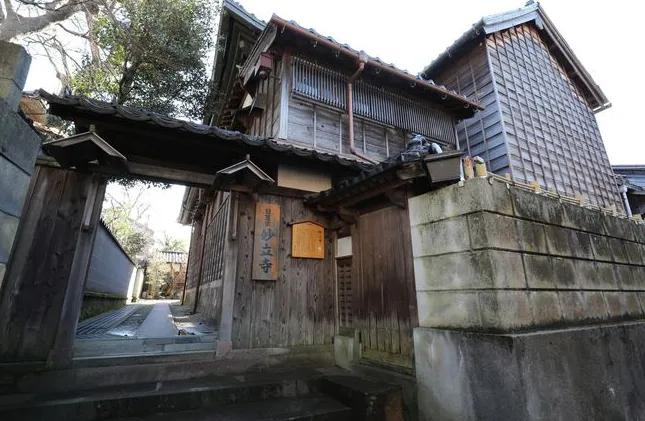 娶妻不逢半什么意思,台阶不踩双娶妻不逢半啥意思