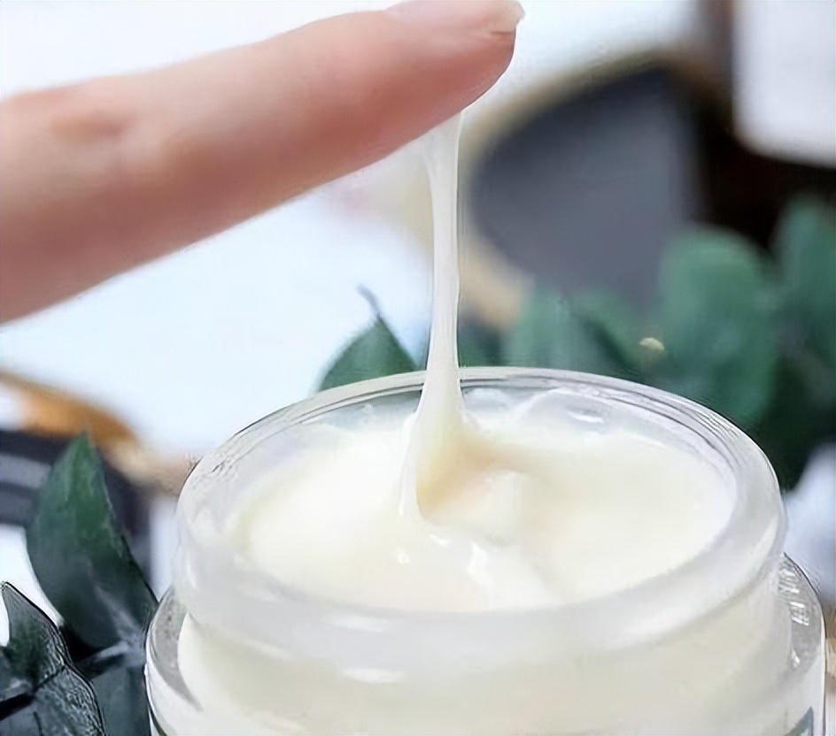 适合30岁以上女生使用的护肤品,基础护肤品推荐35岁以上