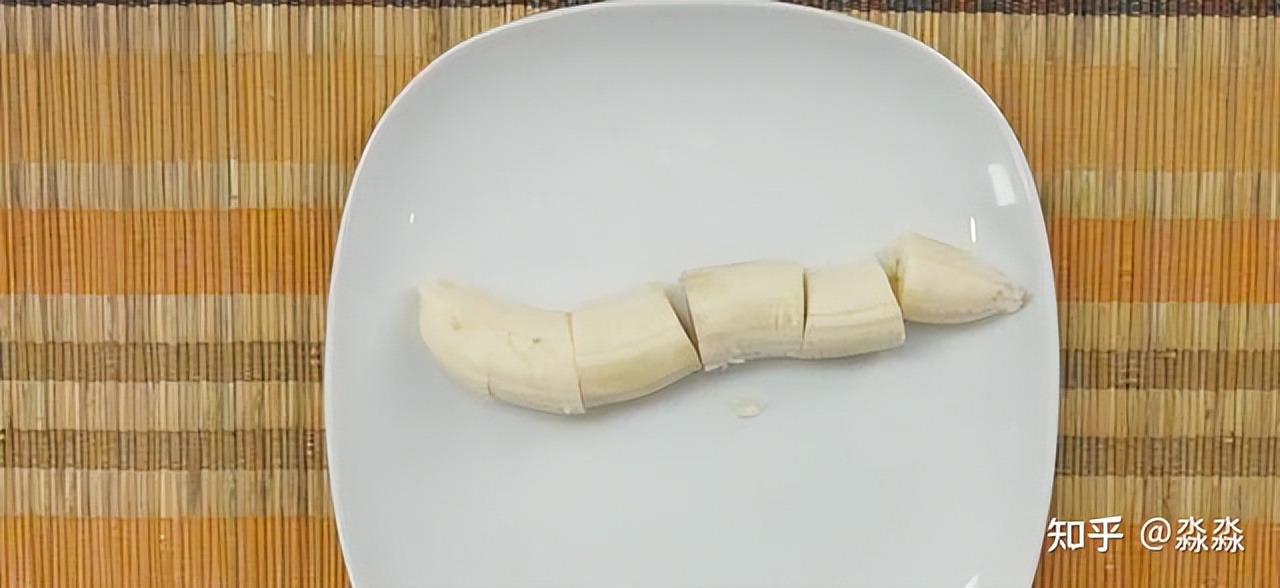 惊变女子捏住睾丸致死案判刑几年,警方回应女子剪丈夫下体拘10日