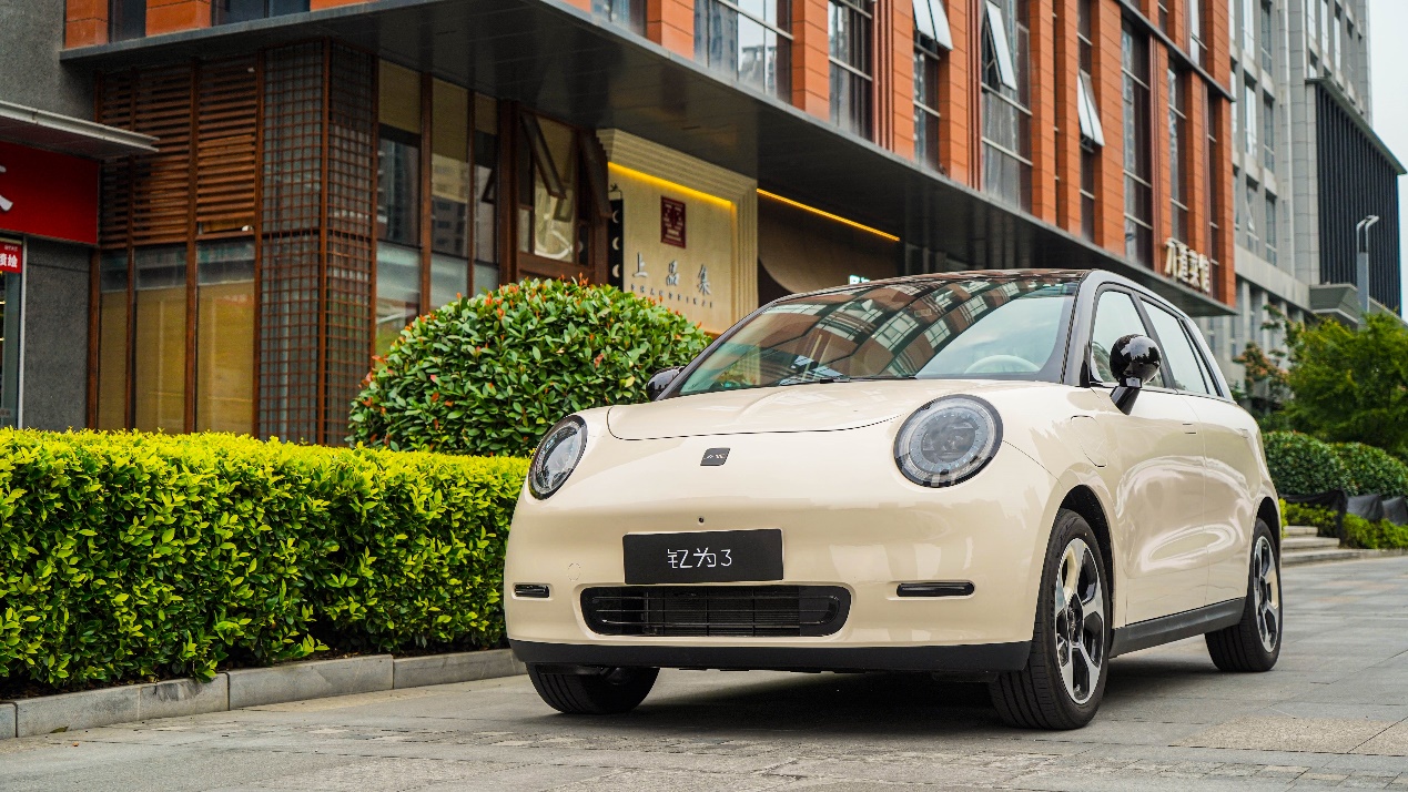 10万买30万级体验，江淮钇为3上市，强势进军*级A**车市场