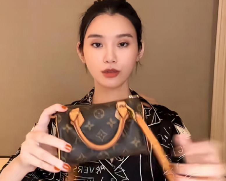 何猷君武汉吃夜宵,何猷君在武汉吃宵夜