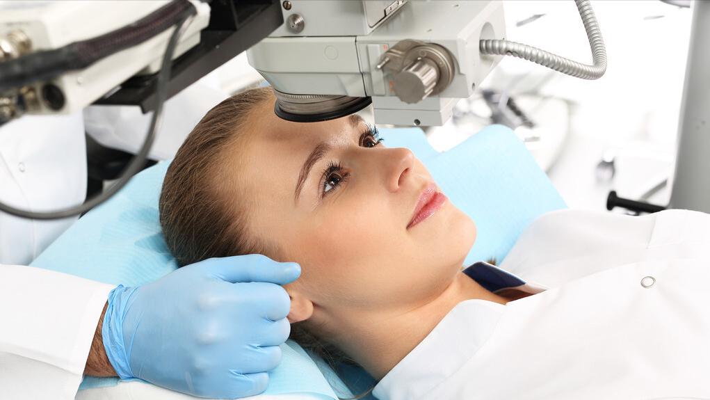 老人长老年斑是什么原因引起,老年人脚底长老年斑是怎么回事