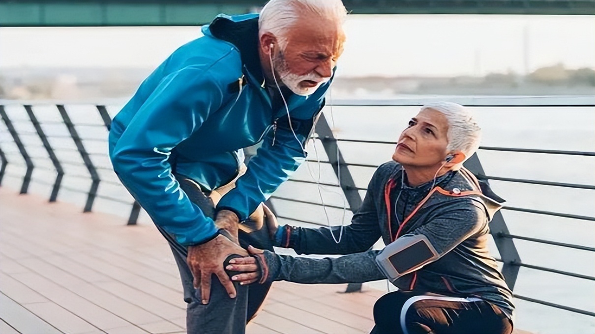 胯骨疼与哪些疾病有关,胯骨疼痛要警惕什么病