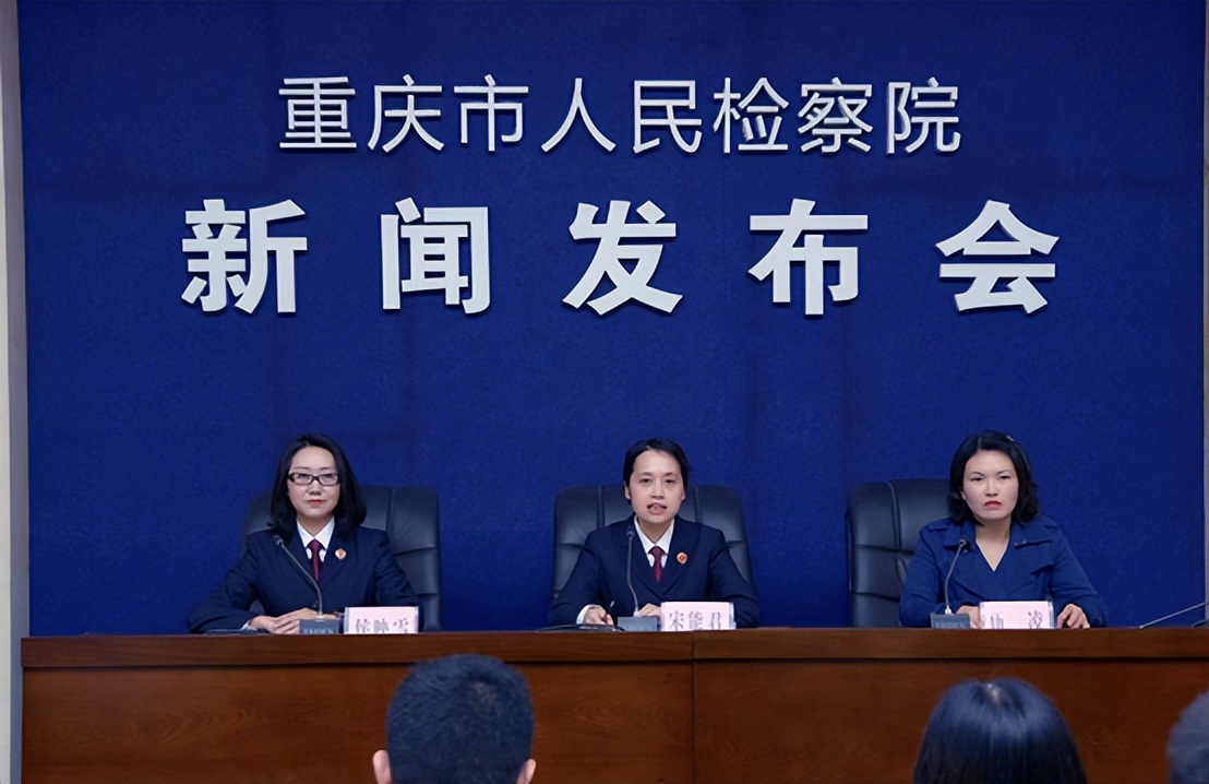 男子涉嫌代购诈骗被抓,男子因涉嫌诈骗被警方刑事拘留