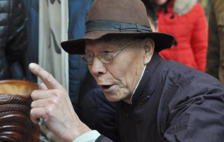 算命中的断掌有什么说法,关于断掌俗语