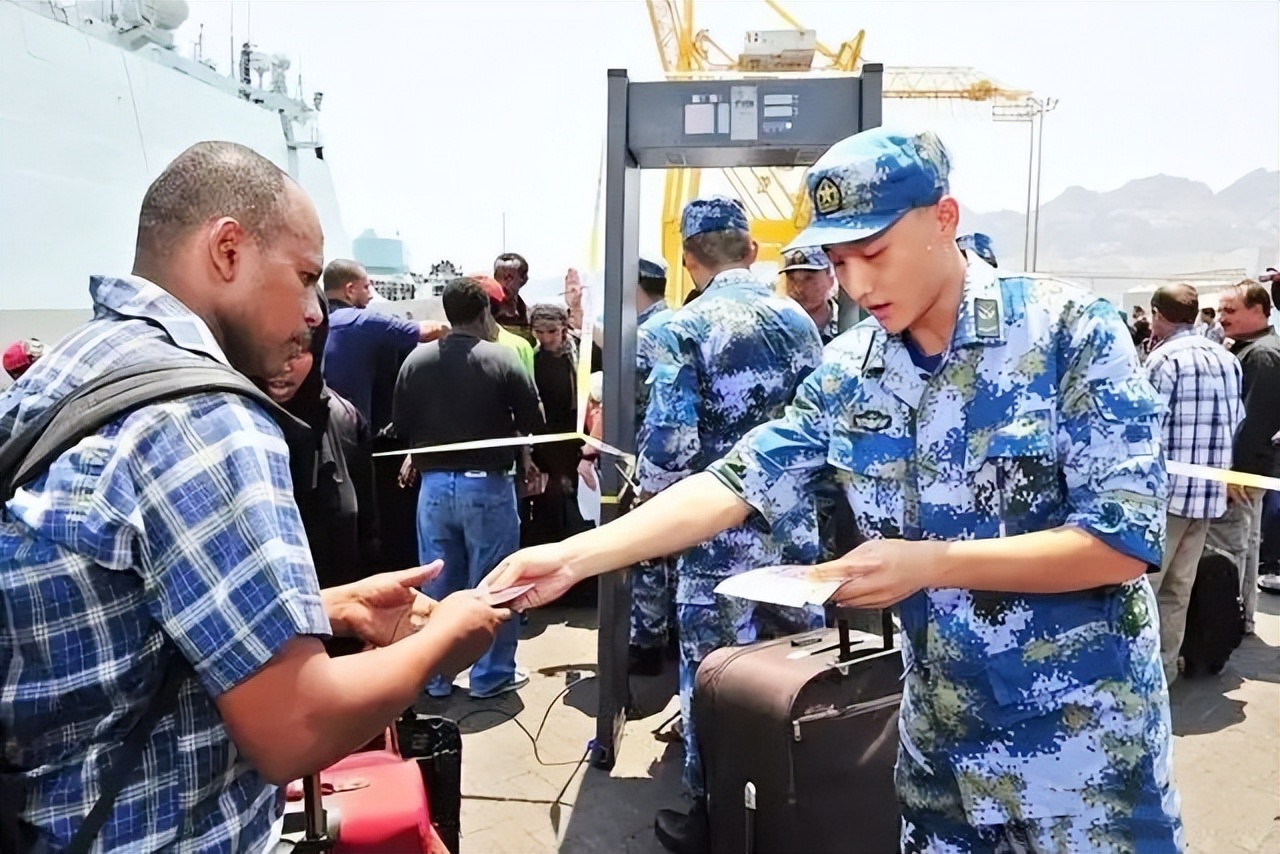 05年尼泊尔撤侨感动瞬间,2015年尼泊尔撤侨事件