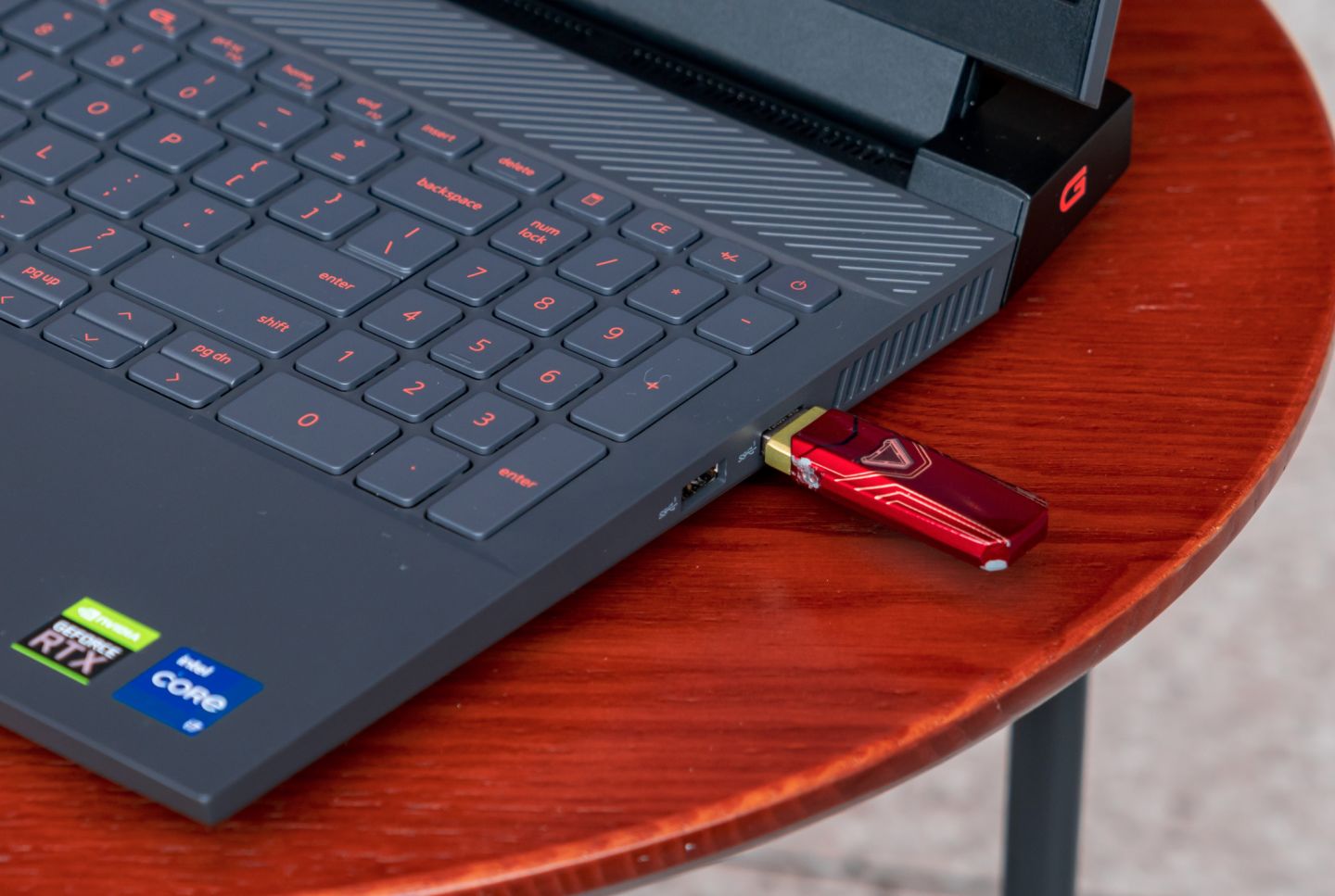 dell游匣g15加装固态硬盘操作,dell游匣g15更换固态硬盘