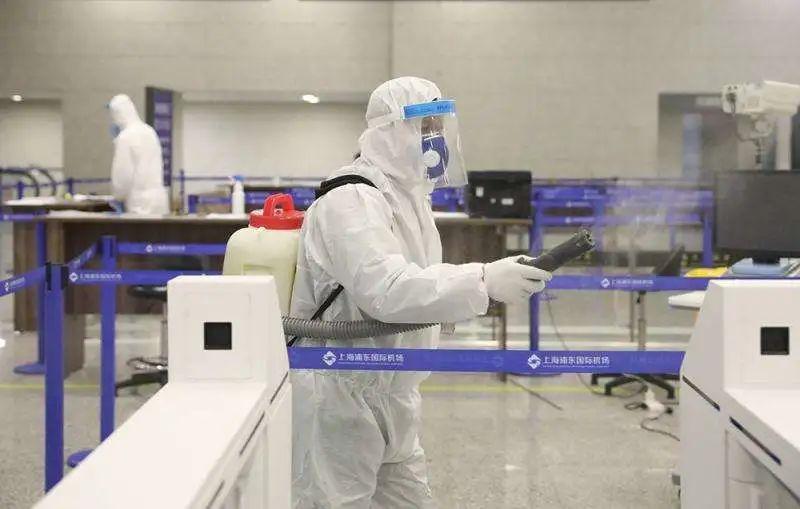 抗疫诗歌朗诵抗疫加油,原创诗歌抗疫诗歌作品展播