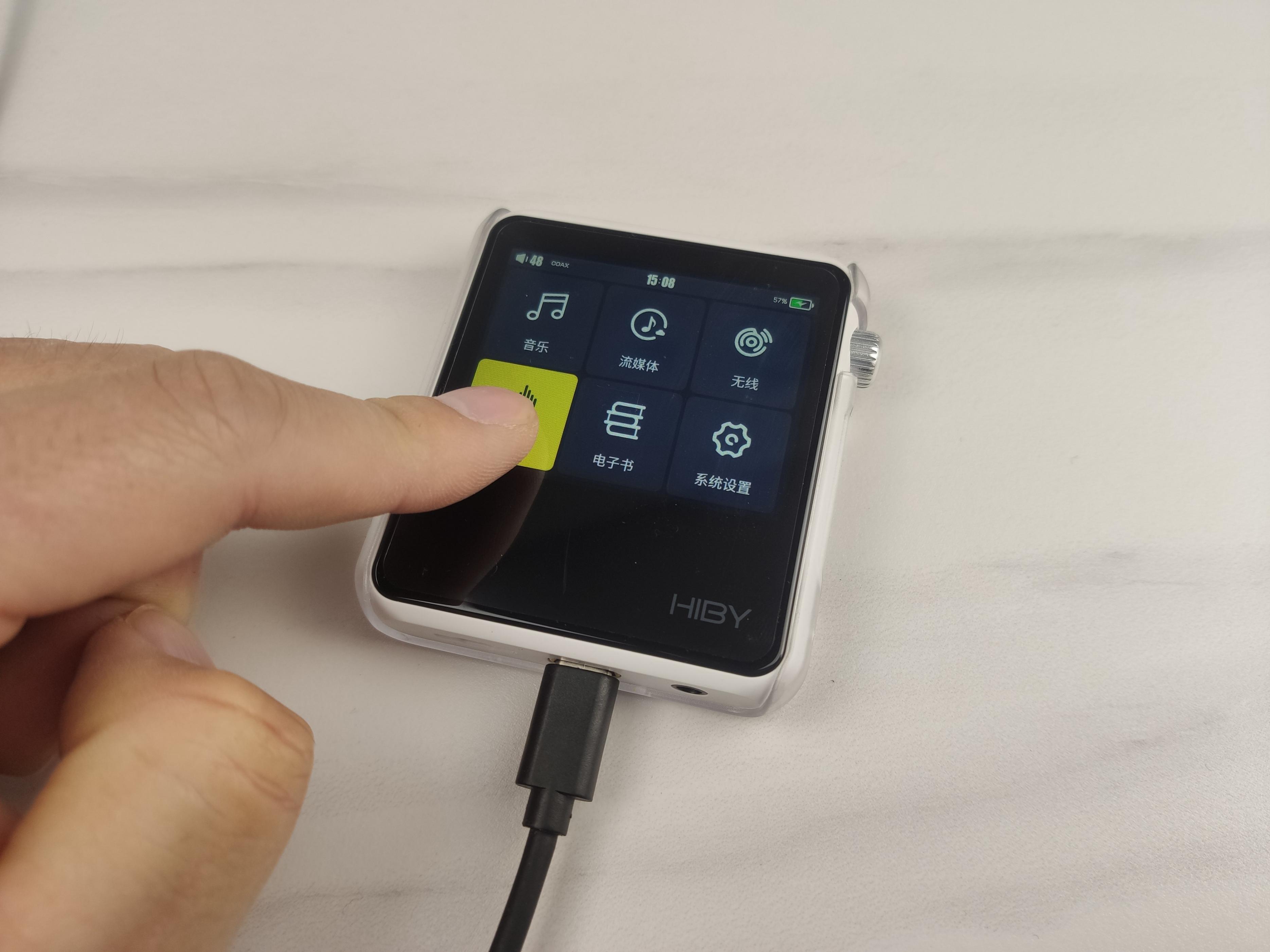 不管工作娱乐还是运动，这款*放播**器都能HOLD住