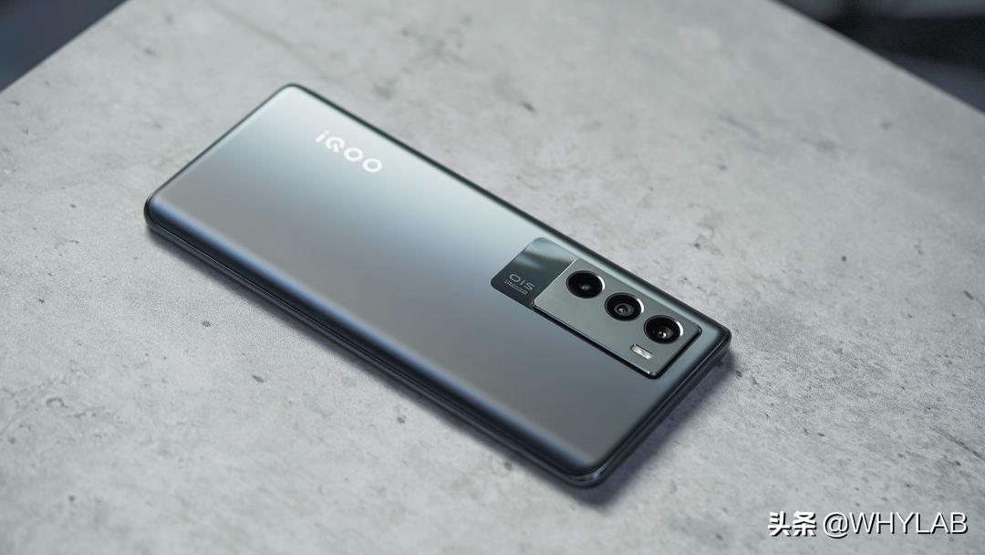 二手值得买｜iQOONeo5S：899元起，无需「水桶」只要游戏体验