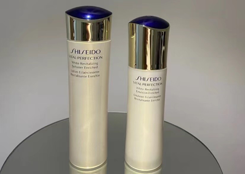 水乳应该选择什么功能的护肤品,给40岁以上妈妈的抗皱抗衰水乳