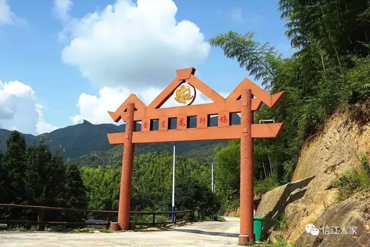 涓婇ザ閾呭北鐣叉棌椋庢儏,澶╀笅show