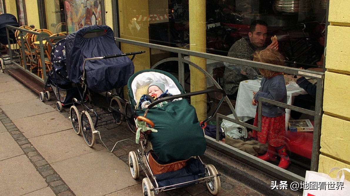 世界国家趣谈,冰岛是怎样的一个国家值得去吗