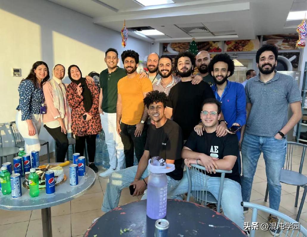 从睡机场到年入几十亿,米可世界CEO聊了聊出海这十年