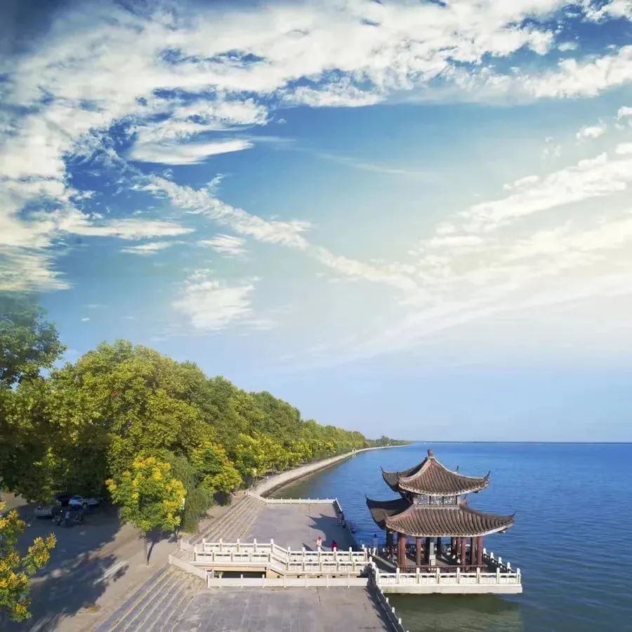 天赋“易昺（bǐng）”上热搜了，不知道这些词会不会……