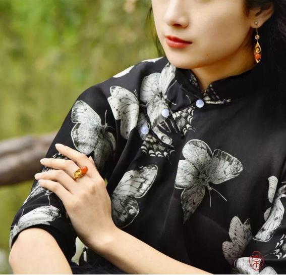 南红顶级戒面,南红戒面价值一览表