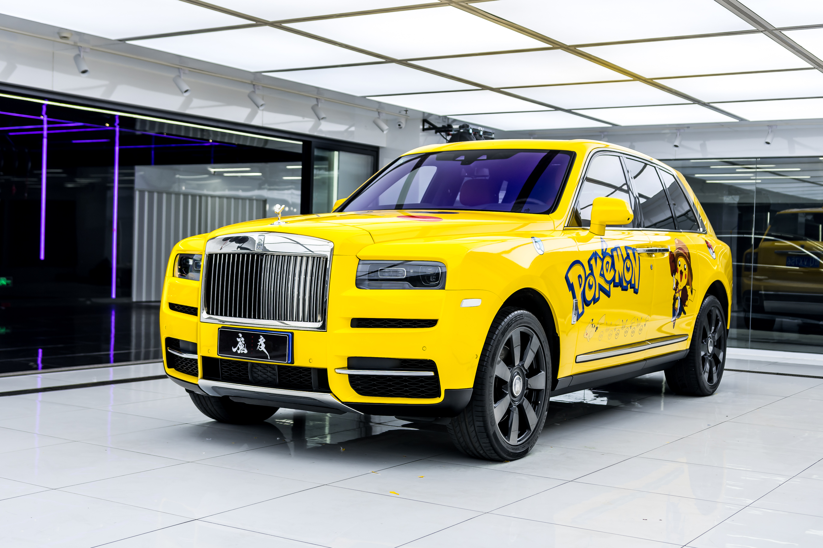 MAX车身改色膜丨西安汽车改色贴膜劳斯莱斯库里南换新定制涂装