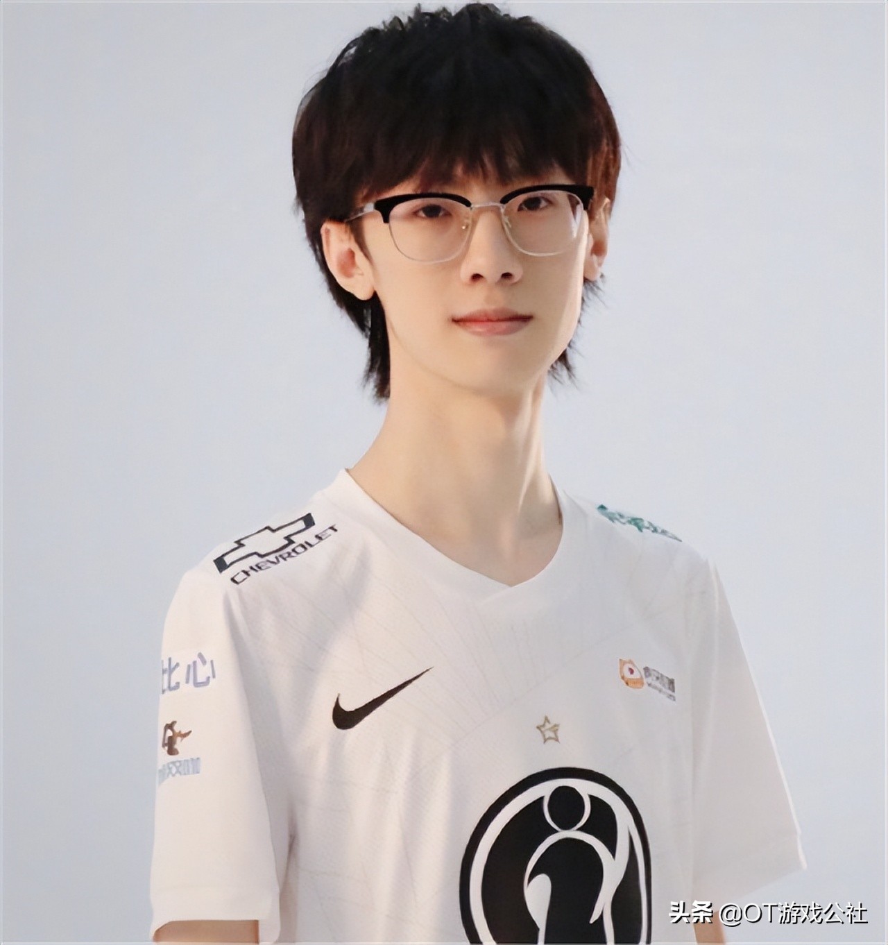 左手说自己是rookie,左手阿水tes赛后采访