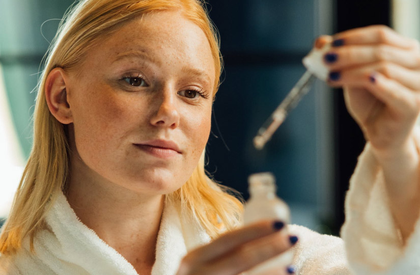 早上如何快速减轻眼袋,孩子早上起床眼袋浮肿怎么回事