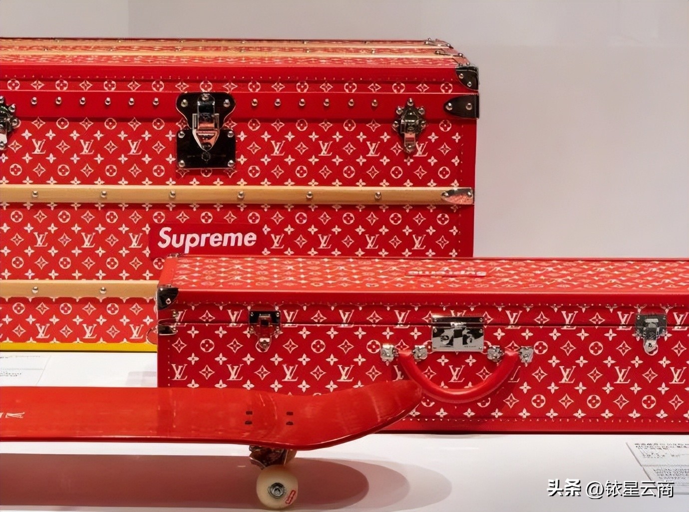 从明星潮牌风波，探究潮牌未来发展新思路