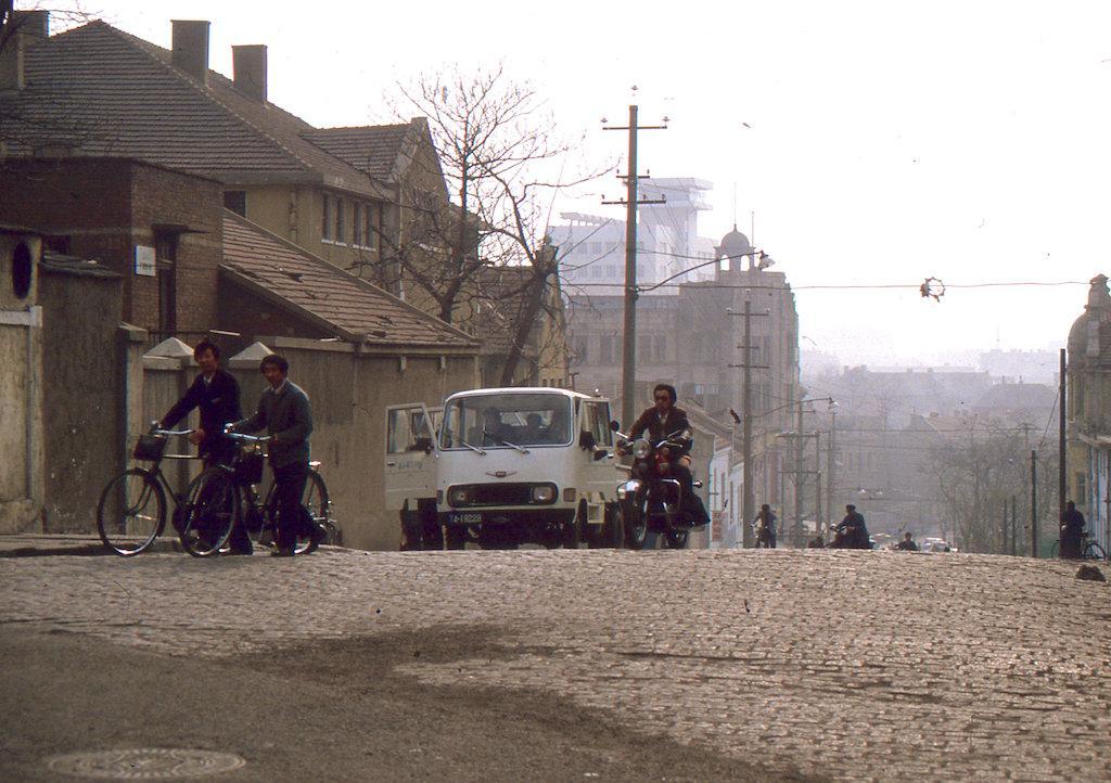 日军兽行：当着男人的面玷污了女儿，临走还残忍割下妻子乳房4