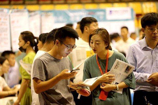 “老实人”华中师范大学捅破了我国高校就业率的一层窗户纸