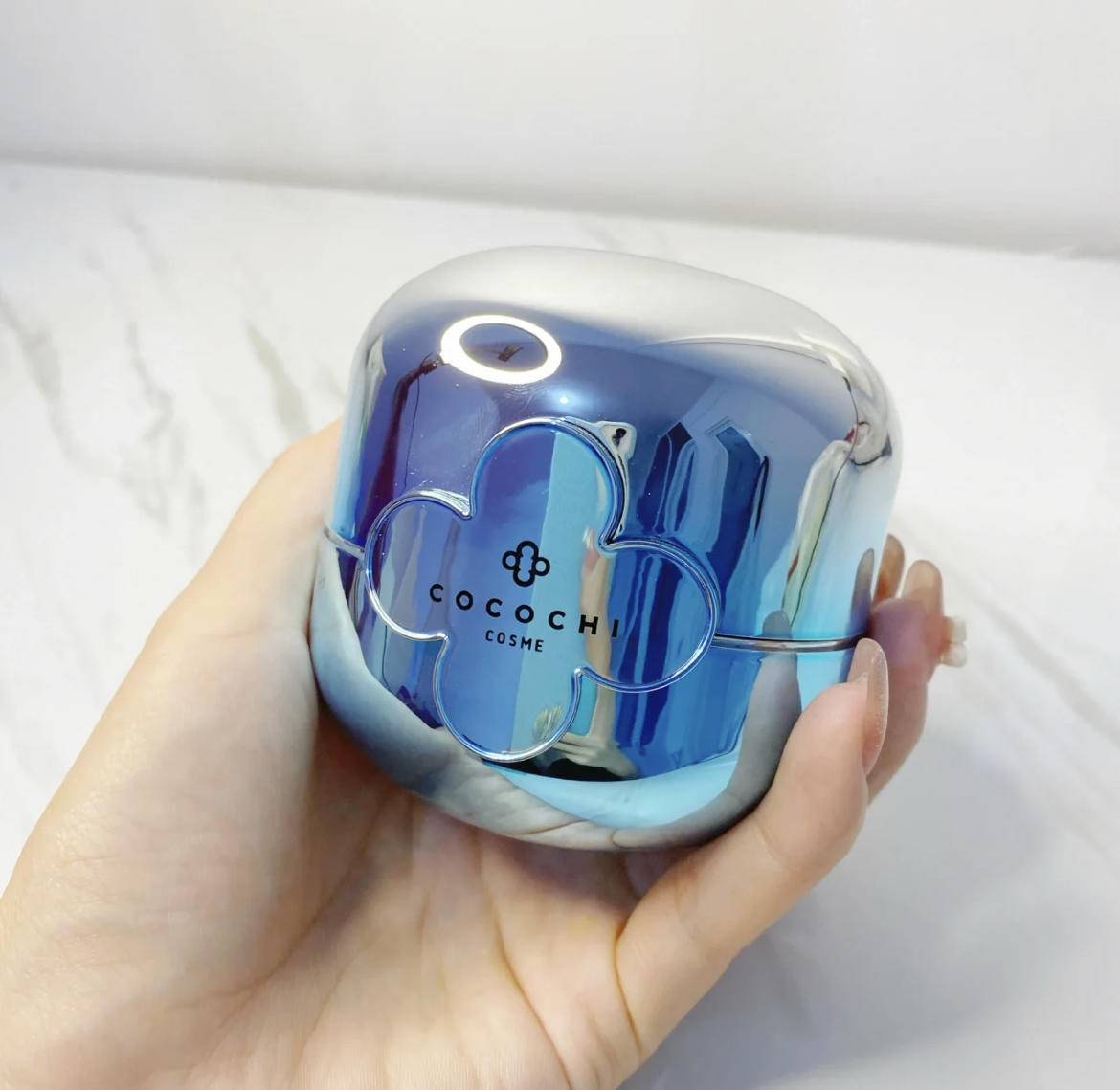 用了护肤品皮肤刺痛是缺水吗,护肤刺痛缺水怎么回事