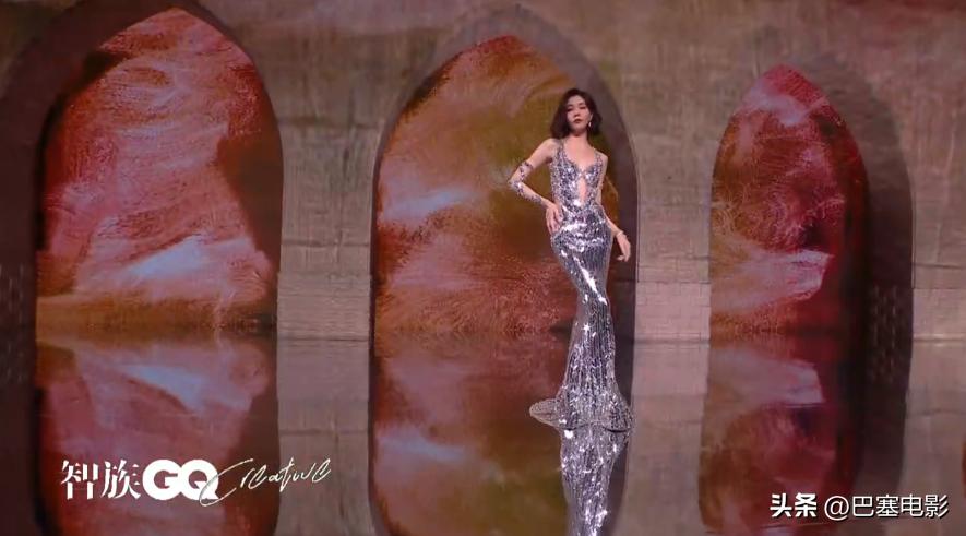 杨颖李沁look,杨幂baby李沁同时驾驭紫色