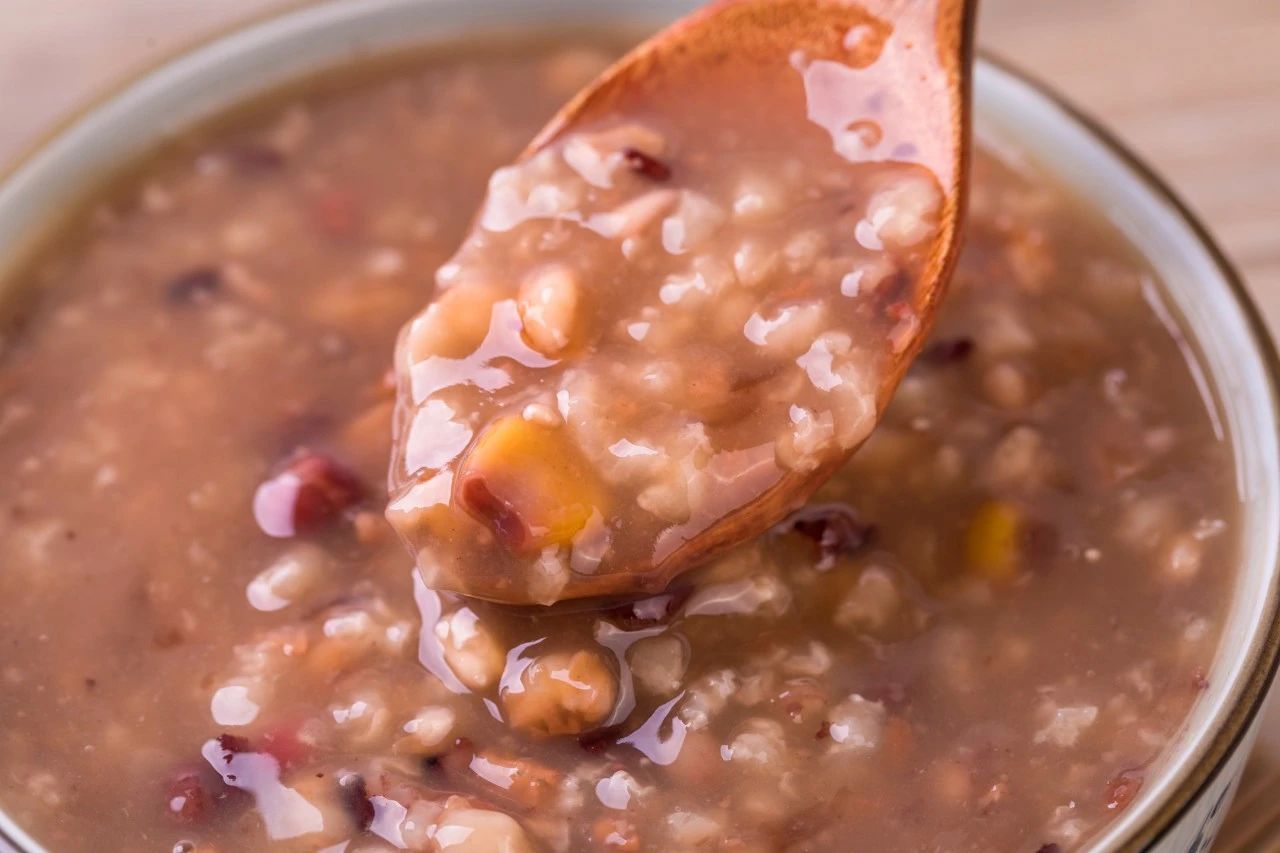 关于腊八的诗句最有名的,咏腊八节古诗词精选四十首