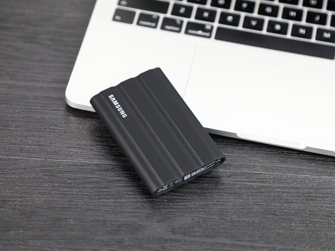 三星t7指纹版固态硬盘评测,三星t7s移动硬盘深度测评