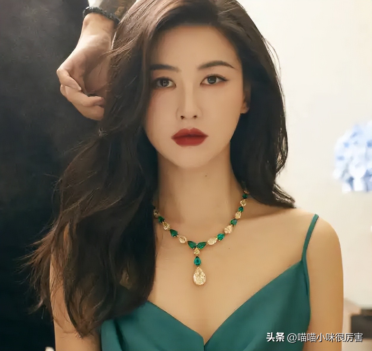 袁泉殷桃孙俪她们谁的演技好,袁泉和殷桃谁有气质