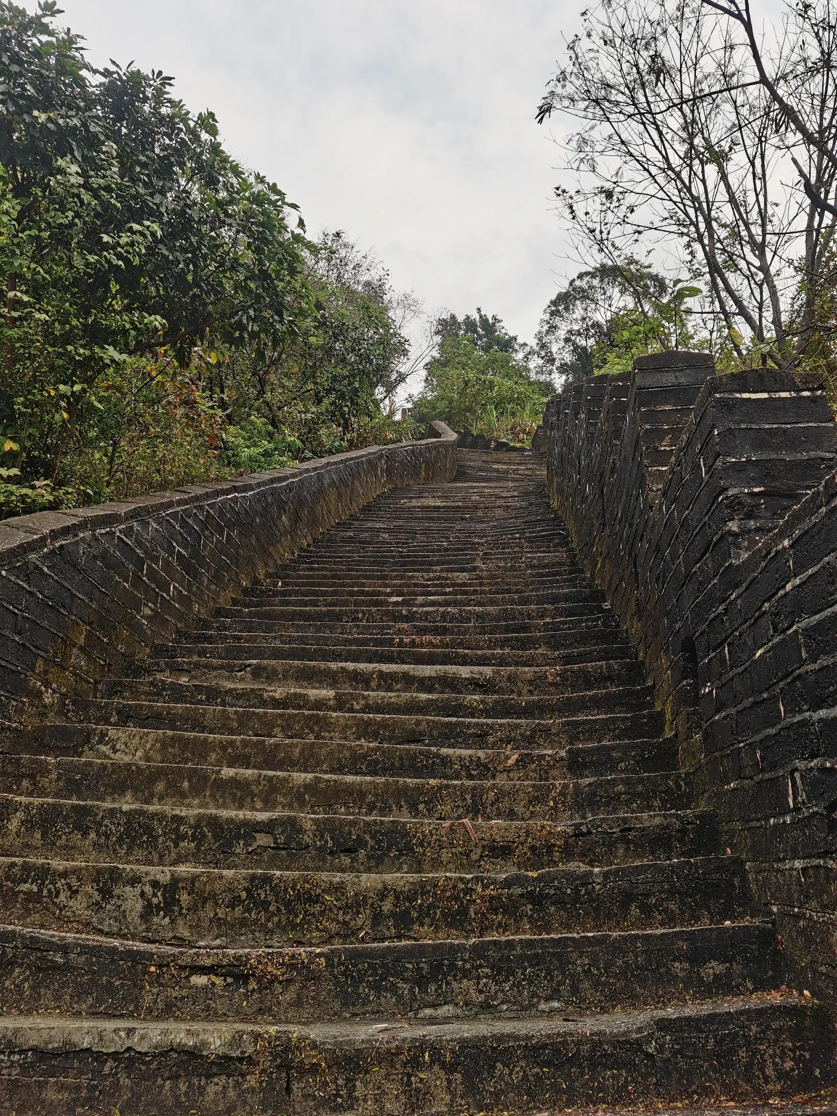 求水山公园仿古长城描述,深圳真正的仿古长城