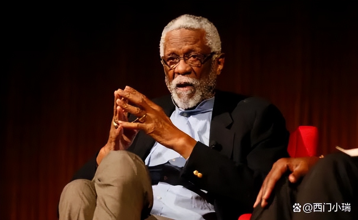 四大球王如今还剩几位,2年时间世界痛失2位球王