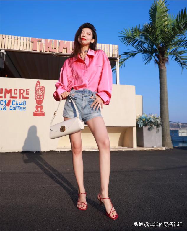 春夏穿“鞋”，最好不要选这3个颜色！俗气显脚黑不说，还显廉价