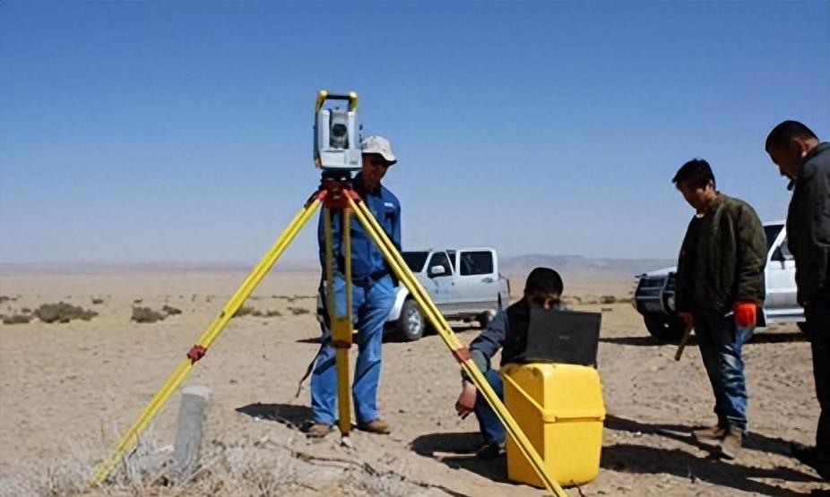 山东巨贪黄三亿：修建行宫与46名*妇情**洗鸳鸯浴，被捕前妻儿已移民