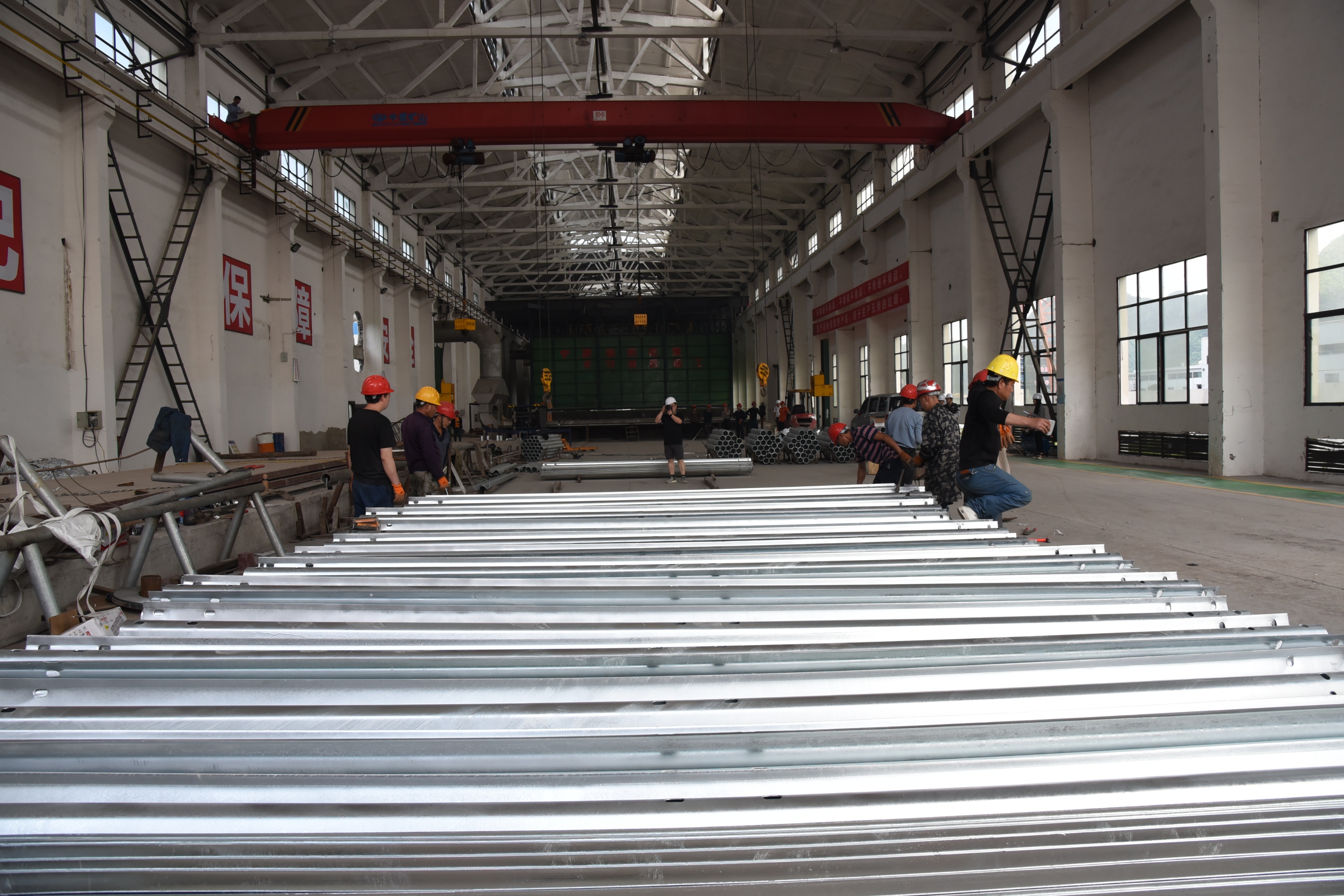 六盘水高新区组织19家企业60余个产品参加2022年六盘水工业产品产销对接会