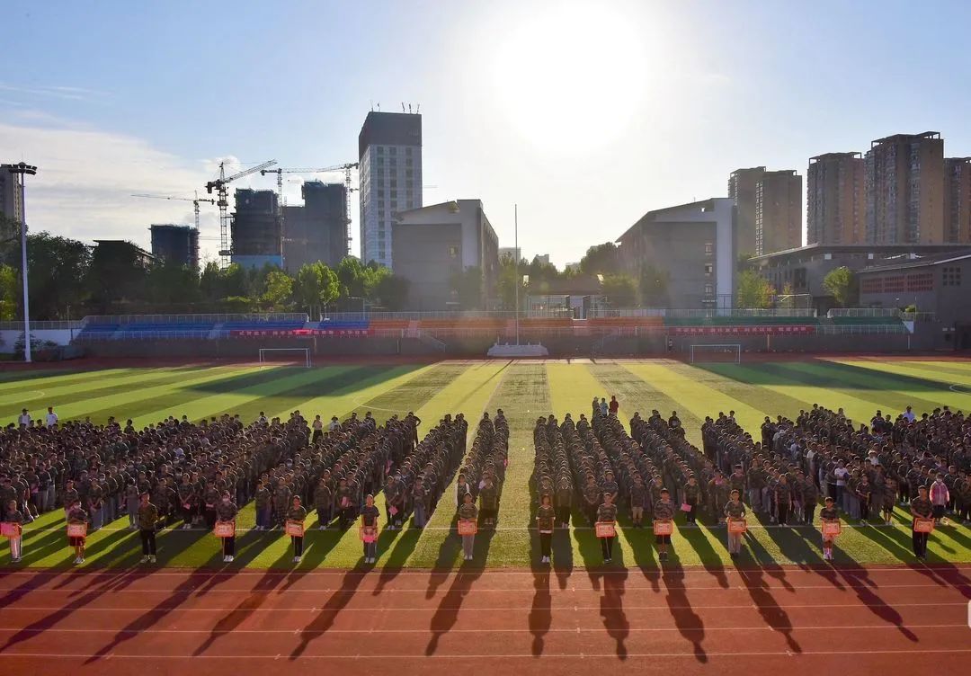 闈掓槬鍚埅閫愭ⅵ鍓嶈瑙嗛,闈掓槬鍚埅杞芥ⅵ鑰岃