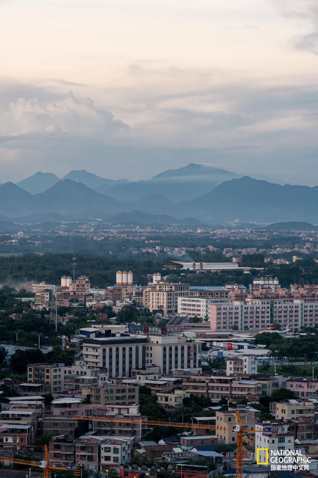 国家地理中文网英文,国家地理中文网在哪里