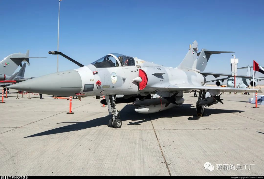 阿联酋采购中国战机,阿联酋购买l-15猎鹰